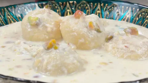 Rasmalai with Milk Powder